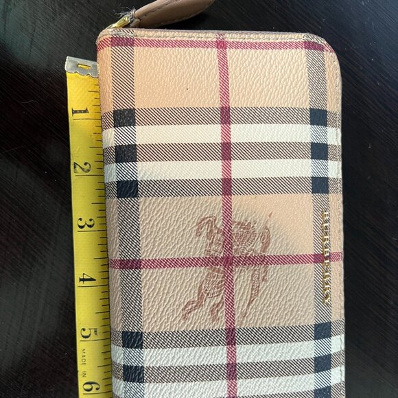 Burberry Haymarket Check Zip Around Wallet (SHF-T4rgfq) - Picture 1 of 6